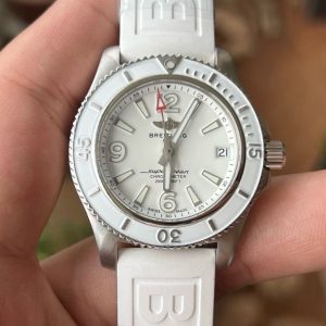Breitling Superocean Women's Automatic Replica Watch | Luxury Imitation 1048036503 - front view