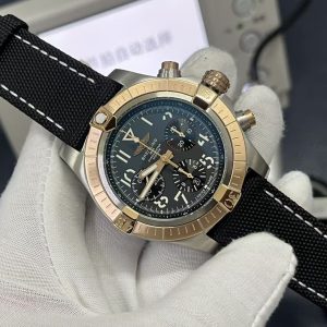 Breitling Avenger B01 Super Clone Watch | Luxury AAA Replica 1143987414 - front view | Avenger