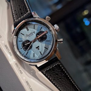 Breitling Avenger Blackbird Super Clone Men's Watch - Cash on Delivery 1143955403 - front view | Avenger