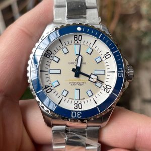 Breitling Superocean Heritage 44mm Premium Super Clone Watch 1039190911 - front view