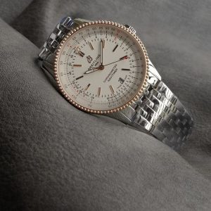 Breitling Navitimer 1 41mm Super Clone Watch with Premium Automatic Movement 1119644935 - side view