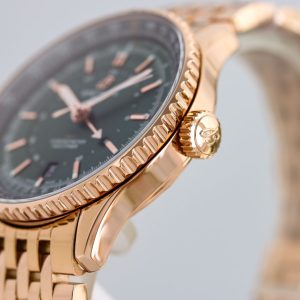 Breitling Navitimer 1 Super Clone Watch | Premium Quality Reproduction 1036691394 - detailed view